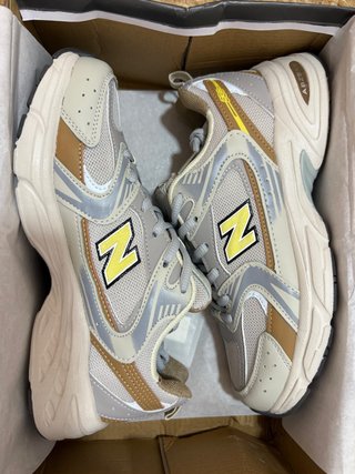 Zapatillas New Balance 530 Beige/Gris