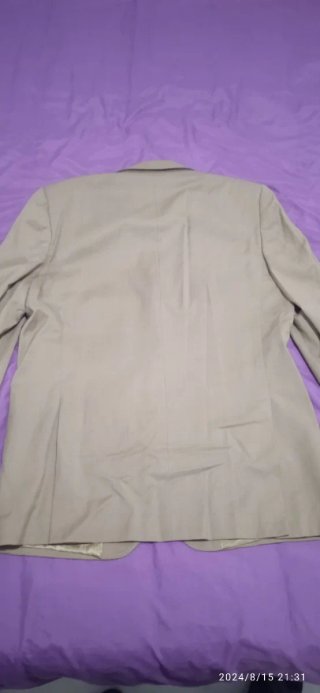Traje chaqueta beige