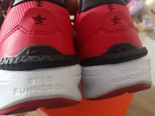 Zapatillas Nike Star Runner rojas