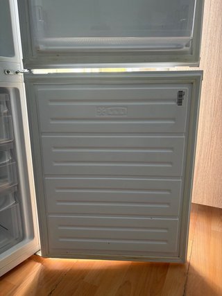 Nevera Blanca ICECOOL - Buen Estado