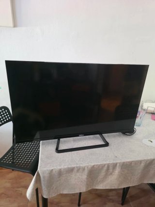 Televisor Qilive Negro