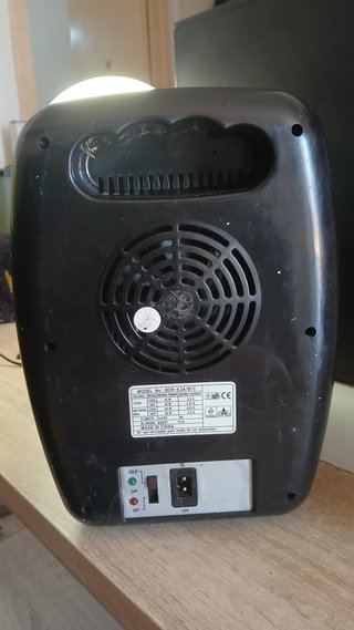 Mini Nevera Portátil Negra PRECIO NEGOCIABLE