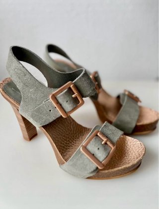 Sandalias tacón Penelope piel verde/marrón