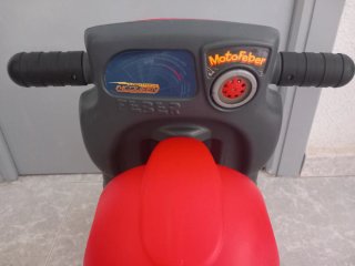 Correpasillos Feber Moto Lightning McQueen
