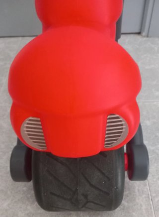 Correpasillos Feber Moto Lightning McQueen