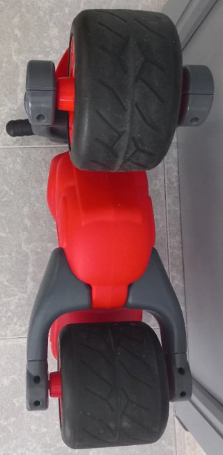 Correpasillos Feber Moto Lightning McQueen