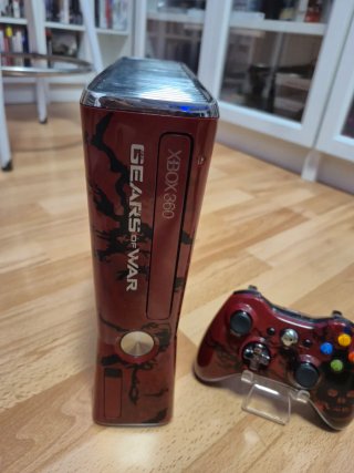 Xbox 360 Slim Edición Gears of War