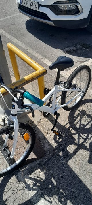 Bicicleta infantil B'TWIN 20 Decathlon APENAS USO
