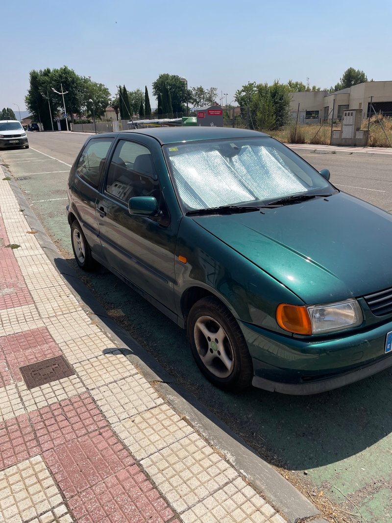 Volkswagen Polo 1995 - foto 1