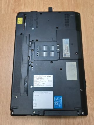 Fujitsu Lifebook E752 i7 16GB ssd+hdd Negro