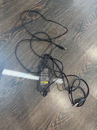 Aro de Luz LED Neewer con Trípode R12