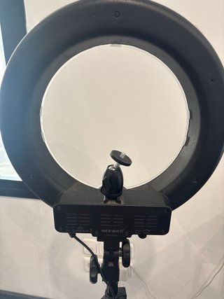 Aro de Luz LED Neewer con Trípode R12