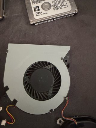 Componentes PC Portátil: HDD, DVD, Ventiladores