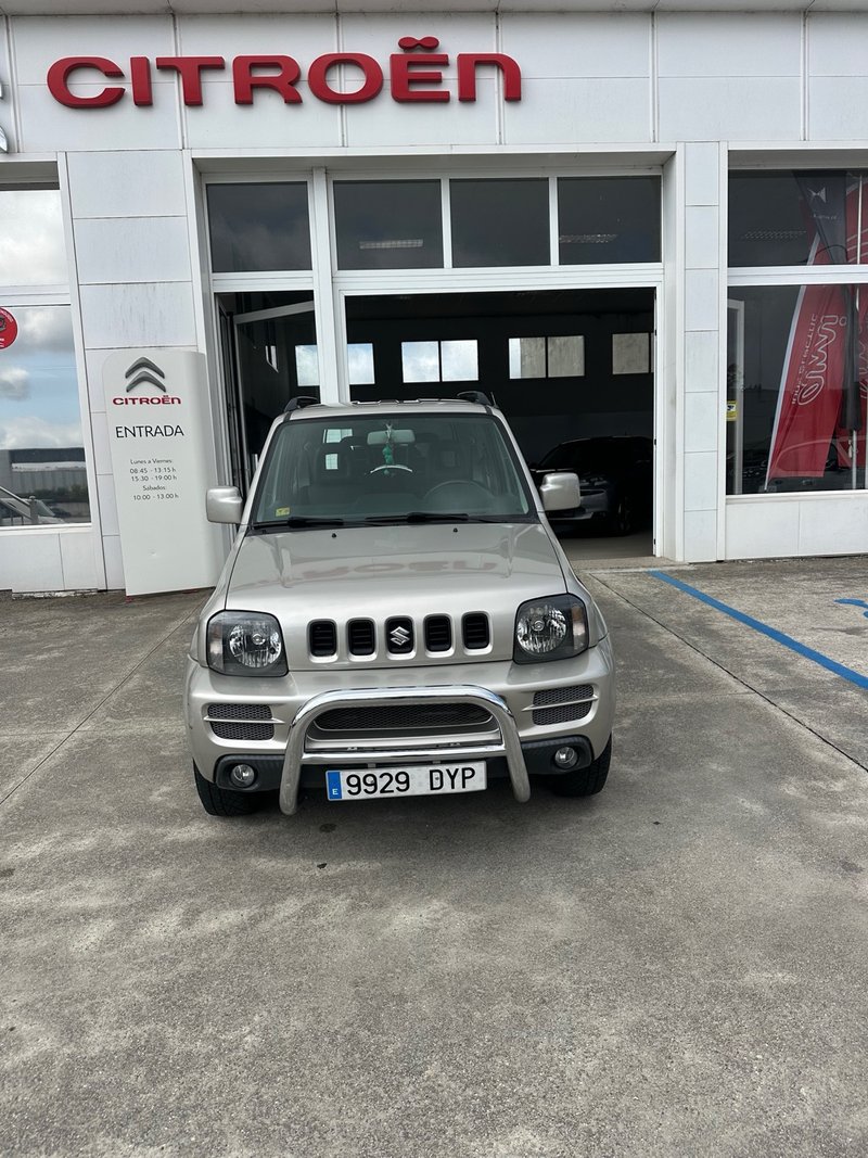 Suzuki Jimny 2006 - foto 1
