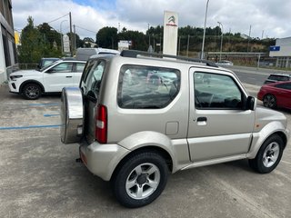 Suzuki Jimny 2006