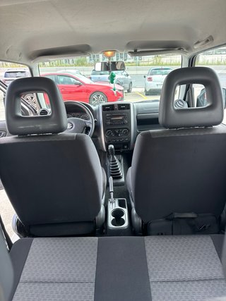 Suzuki Jimny 2006