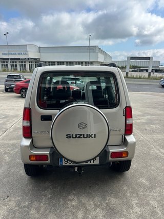 Suzuki Jimny 2006