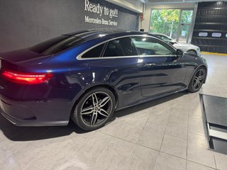 Mercedes-Benz Clase E 220D Coupé 2018 con techo