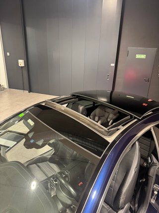 Mercedes-Benz Clase E 220D Coupé 2018 con techo