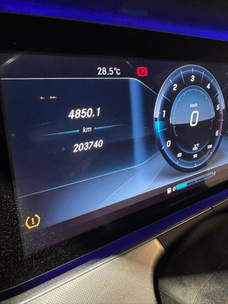 Mercedes-Benz Clase E 220D Coupé 2018 con techo