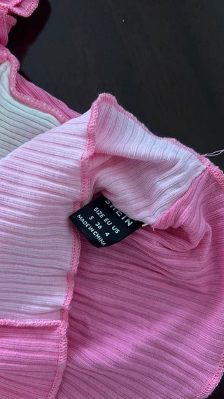 Top Shein patchwork rosa y blanco