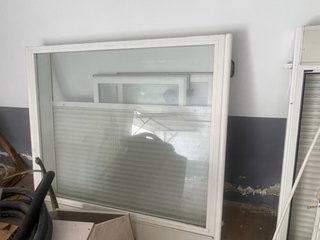 Ventana grande aluminio