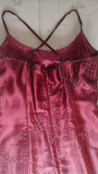 Vestido de fiesta largo burdeos