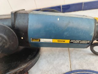 Amoladora Profesional Casals 1800W / Con discos