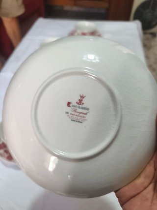 7 Tazas y Platos San Claudio
