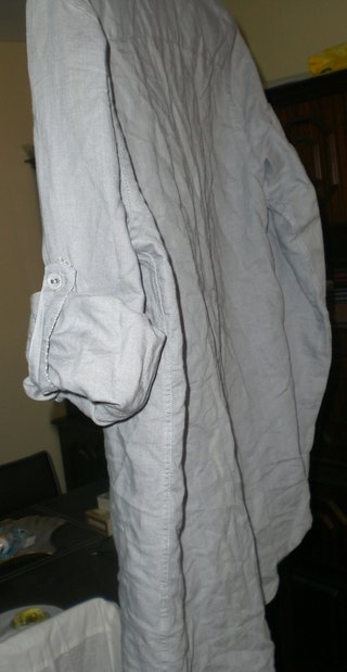 o camisa de hombre  marca XDYE (pull&bear)