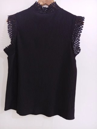 Camiseta Zara Negra sin Mangas