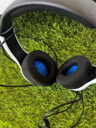 Consola PS5 + 6 Juegos + Accesorios