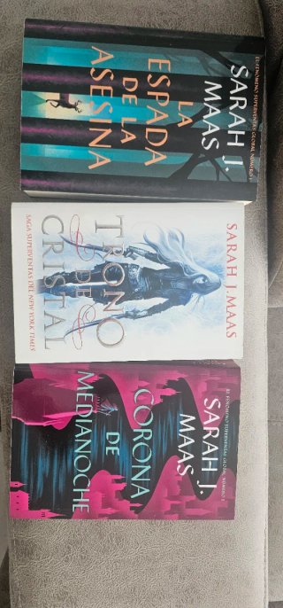 Trono de cristal, 3 primeros libros