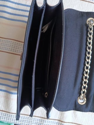 Bolso efecto piel de serpiente azul
