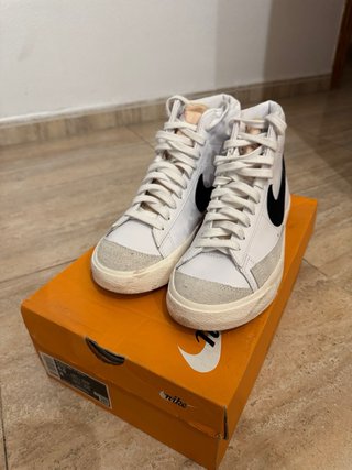 Nike Blazer Mid 77 Vintage TALLA 39