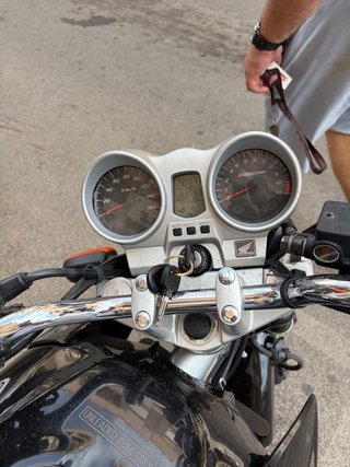 Honda CBF 250 Negra