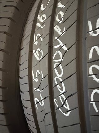 Pareja Neumáticos Goodyear 215/65/16C 2025