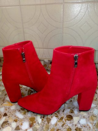 Botines rojos ante talla 41