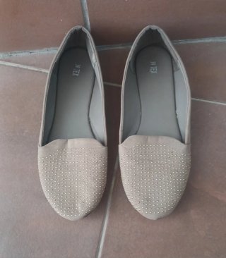Calzado plano talla 38-39 muy poco uso
