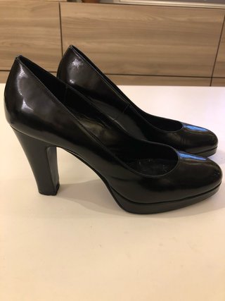 Zapatos charol Alain Manoukian talla 37