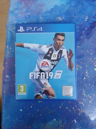 FIFA 18 y FIFA 19 PS4