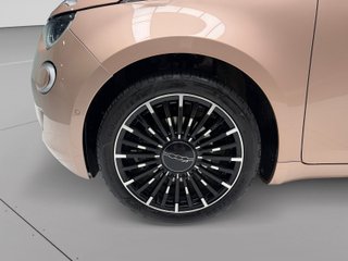 Fiat 500 500 CABRIO ICON 42KWH 118 CV 2P