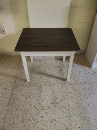 Mesita Madera Marrón y Blanca