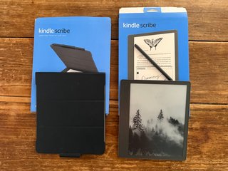 Kindle Scribe 1ª Gen 32GB Penna Premium