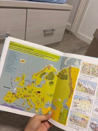 El meu primer Atles Larousse (Catalan Edition)
