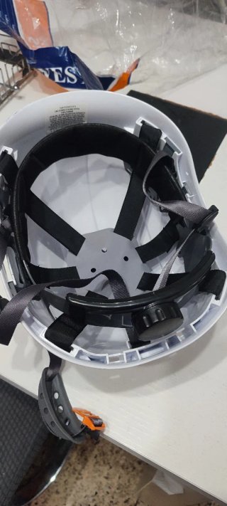 Casco de escalada blanco NUEVO SIN ESTRENAR