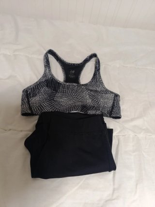 Conjunto deportivo: Malla y Top
