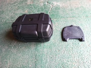 Maleta Trasera Moto Super Box Negra