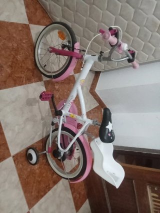 Bicicleta infantil rosa para niñas