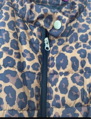 Abrigo estampado leopardo Stradivarius